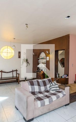 Casa à venda com 162m², 7 quartos e 2 vagasSala