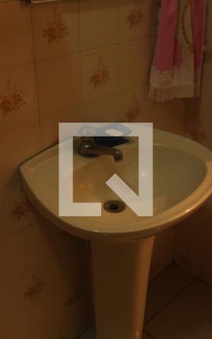 Casa à venda com 140m², 3 quartos e 3 vagasBanheiro