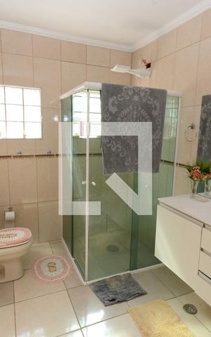 Casa à venda com 333m², 7 quartos e 8 vagasBanheiro - Casa 3