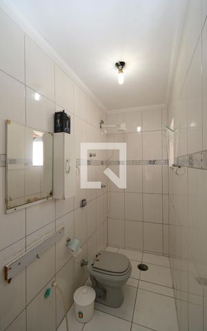 Casa à venda com 333m², 7 quartos e 8 vagasBanheiro da Suíte - Casa 3