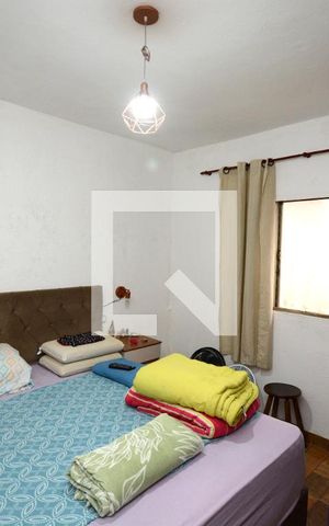 Casa à venda com 333m², 7 quartos e 8 vagasQuarto 1 - Casa 2