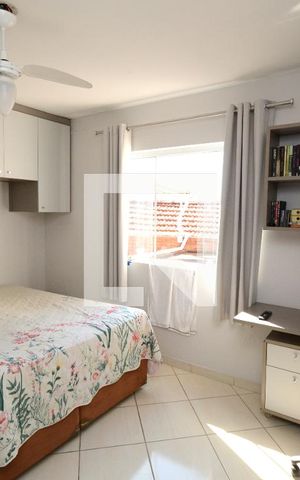 Casa à venda com 333m², 7 quartos e 8 vagasQuarto 3 - Casa 3