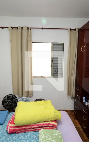 Casa à venda com 333m², 7 quartos e 8 vagasQuarto 1 - Casa 2