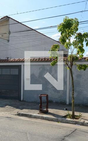 Casa à venda com 333m², 7 quartos e 8 vagasFachada