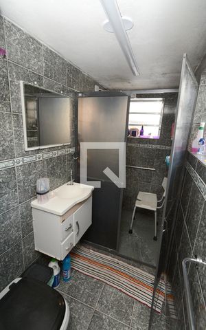 Casa à venda com 333m², 7 quartos e 8 vagasBanheiro - Casa 2