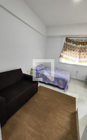 Studio para alugar com 22m², 1 quarto e sem vaga Studio para alugar com 22m², 1 quarto e sem vagaSala / Quarto