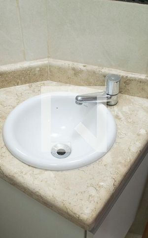 Casa de condomínio à venda com 160m², 3 quartos e 2 vagas Casa de condomínio à venda com 160m², 3 quartos e 2 vagasBanheiro Quarto 1