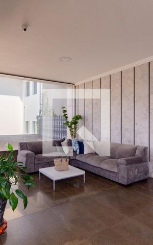 Apartamento à venda com 82m², 2 quartos e 1 vaga Apartamento à venda com 82m², 2 quartos e 1 vagaHall social