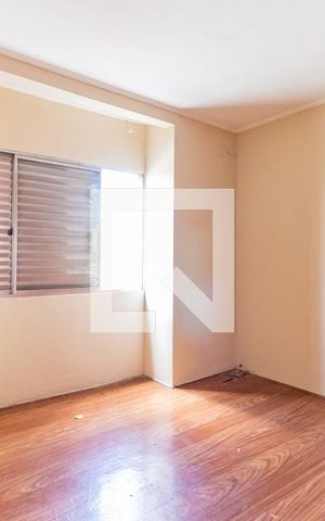 Casa à venda com 250m², 3 quartos e 3 vagas Casa à venda com 250m², 3 quartos e 3 vagasSuíte 2