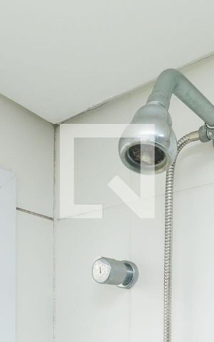 Apartamento à venda com 143m², 3 quartos e 2 vagas Apartamento à venda com 143m², 3 quartos e 2 vagasBanheiro da Suíte 2