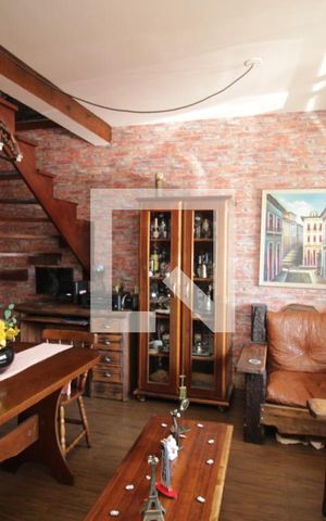 Casa de condomínio à venda com 118m², 2 quartos e 1 vagaSala