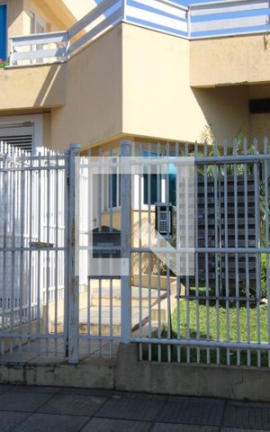 Casa de condomínio à venda com 118m², 2 quartos e 1 vaga Casa de condomínio à venda com 118m², 2 quartos e 1 vagaFrente do Condomínio