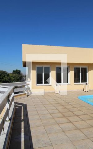 Casa de condomínio à venda com 118m², 2 quartos e 1 vagaÁrea comum - Piscina