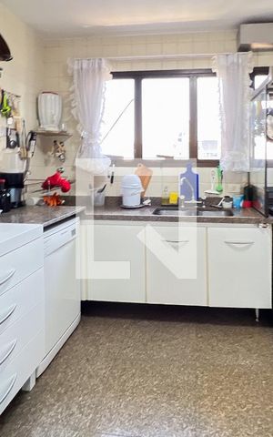 Apartamento à venda com 450m², 4 quartos e 6 vagasCozinha