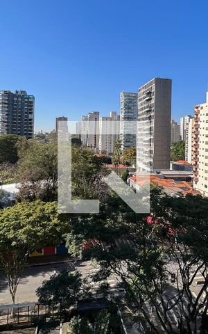 Apartamento à venda com 450m², 4 quartos e 6 vagasVista