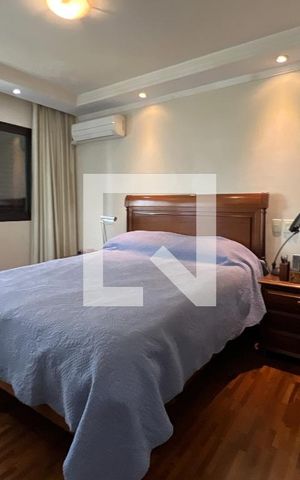 Apartamento à venda com 450m², 4 quartos e 6 vagasSuíte 2