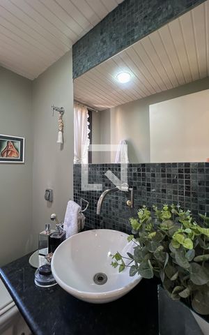 Apartamento à venda com 450m², 4 quartos e 6 vagasLavabo
