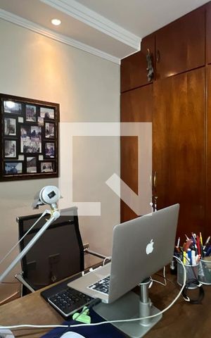 Apartamento à venda com 450m², 4 quartos e 6 vagasQuarto 2