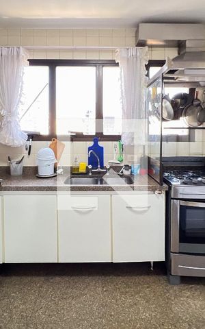 Apartamento à venda com 450m², 4 quartos e 6 vagasCozinha