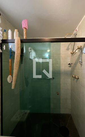 Apartamento à venda com 450m², 4 quartos e 6 vagasBanheiro