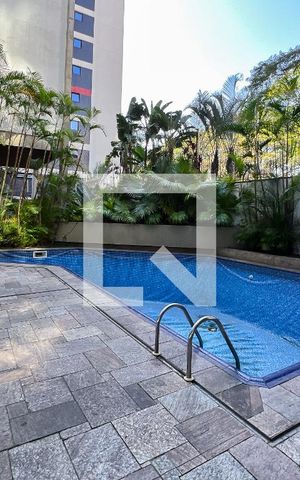 Apartamento à venda com 450m², 4 quartos e 6 vagasPiscina