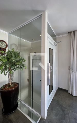 Apartamento à venda com 450m², 4 quartos e 6 vagasCobertura