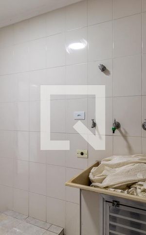 Casa à venda com 208m², 3 quartos e 2 vagas Casa à venda com 208m², 3 quartos e 2 vagasÁrea de Serviço