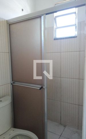 Apartamento para alugar com 96m², 2 quartos e 1 vaga Apartamento para alugar com 96m², 2 quartos e 1 vagaBanheiro da Suíte 1