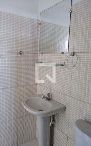 Apartamento para alugar com 96m², 2 quartos e 1 vaga Apartamento para alugar com 96m², 2 quartos e 1 vagaBanheiro da Suíte 2