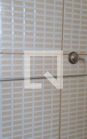 Apartamento para alugar com 96m², 2 quartos e 1 vaga Apartamento para alugar com 96m², 2 quartos e 1 vagaBanheiro da Suíte 1