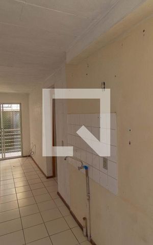 Apartamento à venda com 44m², 2 quartos e 1 vaga Apartamento à venda com 44m², 2 quartos e 1 vagaCozinha e Área de Serviço