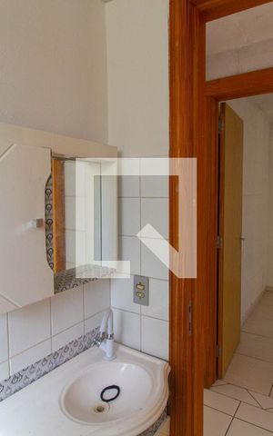 Apartamento à venda com 44m², 2 quartos e 1 vaga Apartamento à venda com 44m², 2 quartos e 1 vagaBanheiro