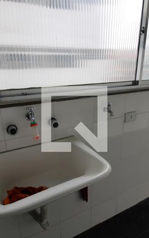 Apartamento à venda com 115m², 4 quartos e 1 vagaArea de serviço