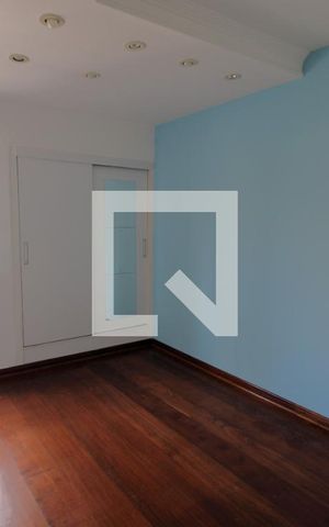 Apartamento à venda com 115m², 4 quartos e 1 vagaQuarto 2