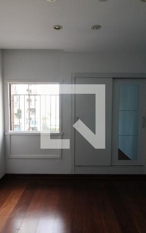 Apartamento à venda com 115m², 4 quartos e 1 vagaQuarto 2