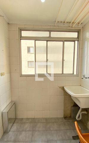 Apartamento à venda com 65m², 2 quartos e 1 vagaÁrea de Serviço