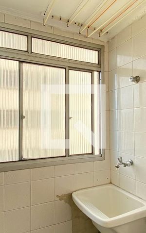 Apartamento à venda com 65m², 2 quartos e 1 vagaÁrea de Serviço
