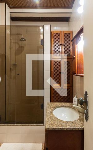 Apartamento à venda com 200m², 3 quartos e 1 vagaBanheiro