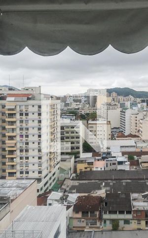 Apartamento à venda com 200m², 3 quartos e 1 vagaVista