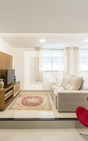 Apartamento à venda com 200m², 3 quartos e 1 vagaSala