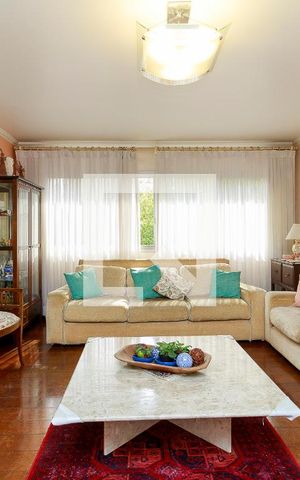 Apartamento à venda com 178m², 4 quartos e 2 vagasSala