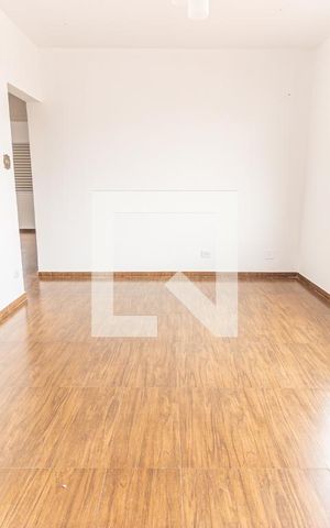 Apartamento à venda com 80m², 2 quartos e 1 vaga Apartamento à venda com 80m², 2 quartos e 1 vagaSala