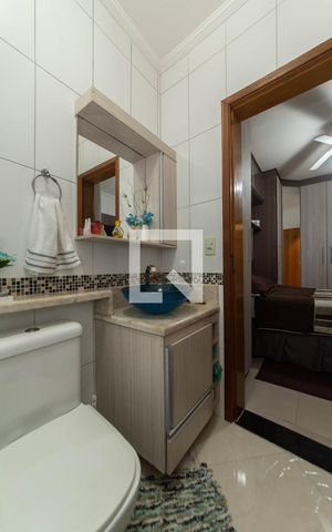 Apartamento para alugar com 220m², 3 quartos e 3 vagas Apartamento para alugar com 220m², 3 quartos e 3 vagasBanheiro da Suíte