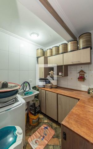 Apartamento para alugar com 220m², 3 quartos e 3 vagas Apartamento para alugar com 220m², 3 quartos e 3 vagasLavanderia