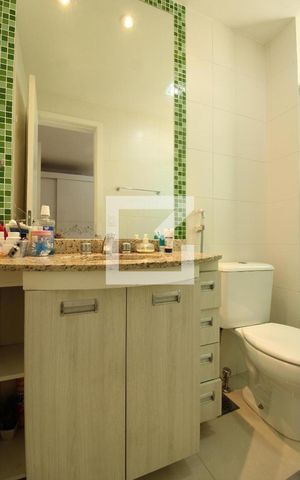Apartamento à venda com 144m², 4 quartos e 3 vagasBanheiro da Suíte 1