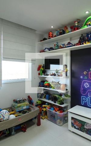 Apartamento à venda com 144m², 4 quartos e 3 vagasSuíte 2