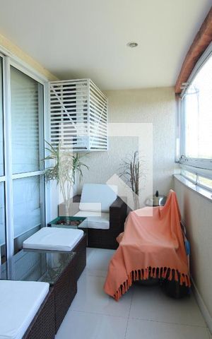 Apartamento à venda com 144m², 4 quartos e 3 vagasVaranda
