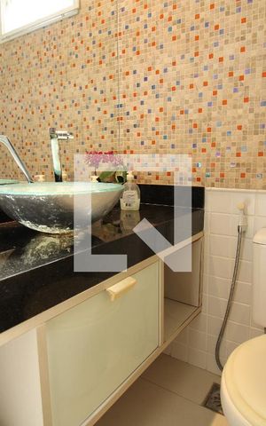 Apartamento à venda com 144m², 4 quartos e 3 vagasLavabo