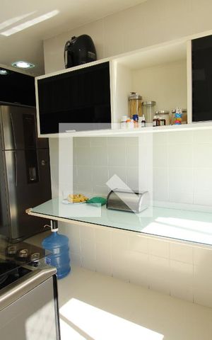 Apartamento à venda com 144m², 4 quartos e 3 vagasCozinha