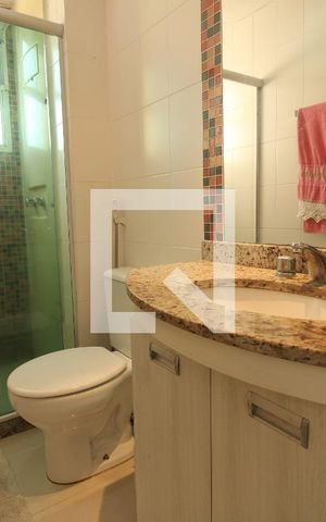 Apartamento à venda com 144m², 4 quartos e 3 vagasBanheiro da Suíte 4